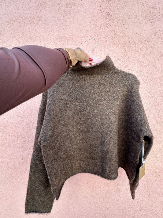 Mendocino Sweater Brown